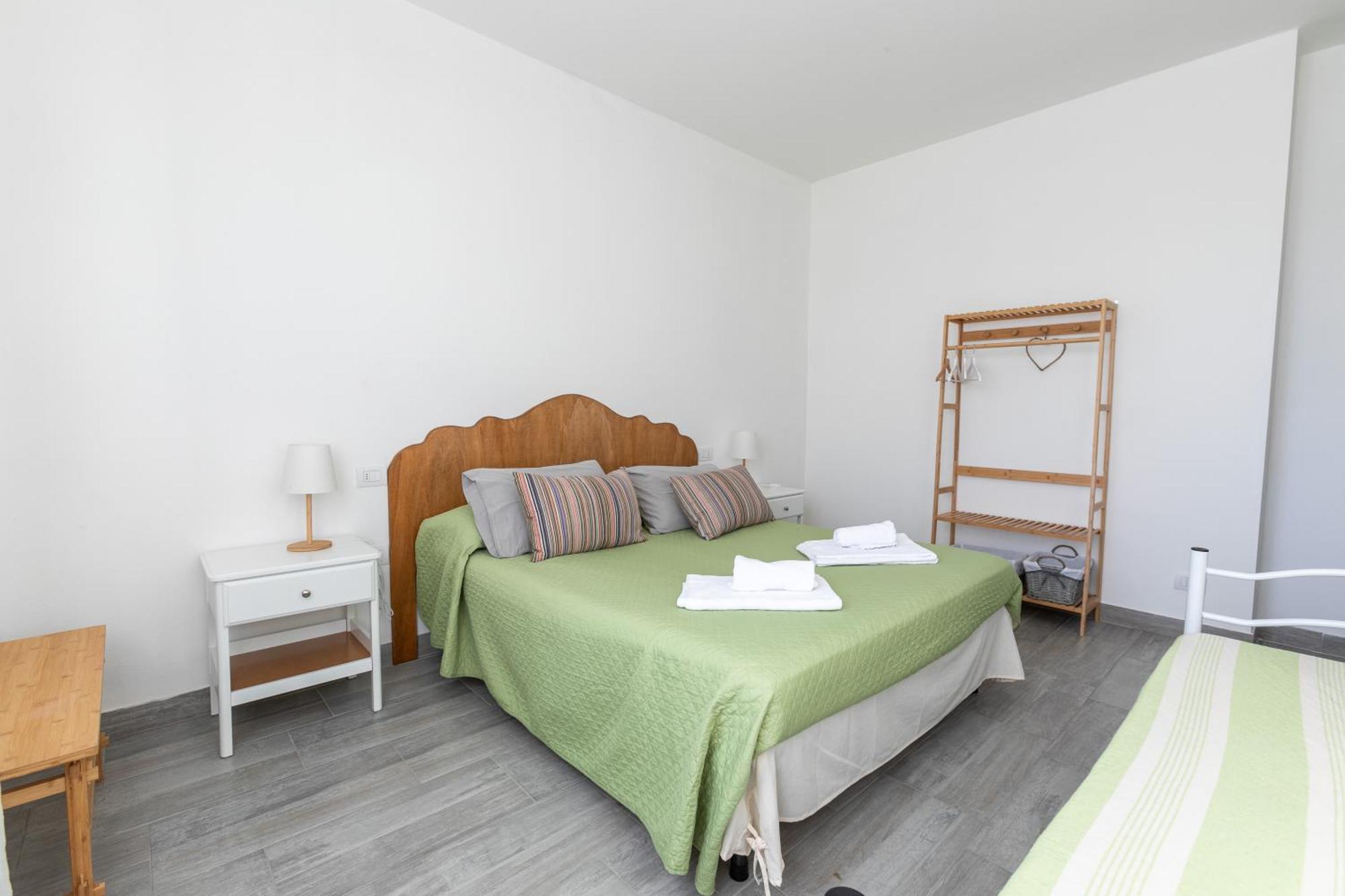 Bed Gold Apartment Castelnuovo del Garda Exterior photo